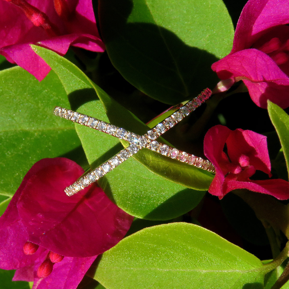 0.32ct laboratory grown diamond Crossover ring by greenhouse diamonds