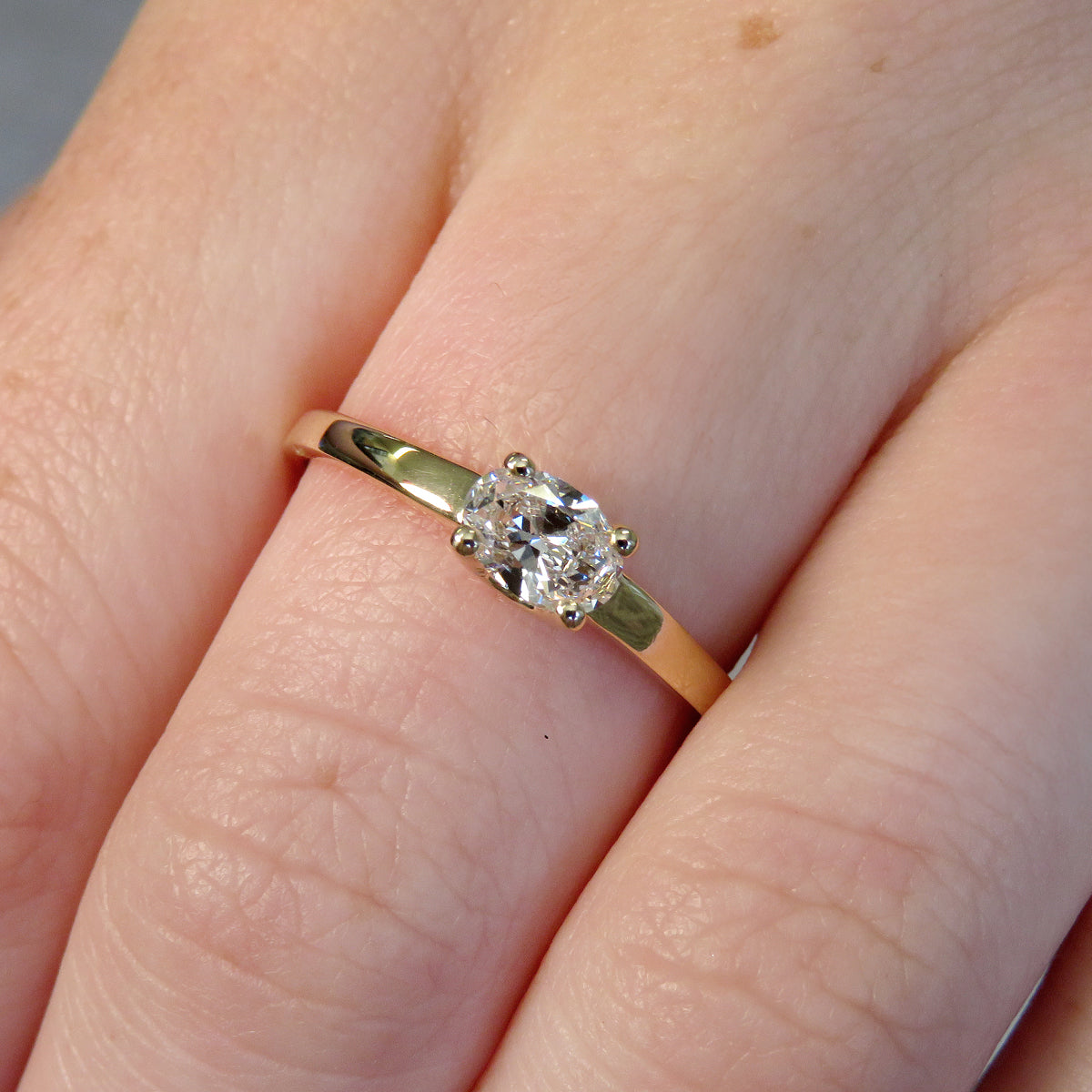 Stunning 0.38ct lab grown diamond Solitaire ring made with 9k white gold
